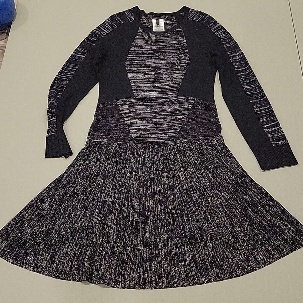 BCBGMAXAZRIA Dress L - Picture 3 of 8